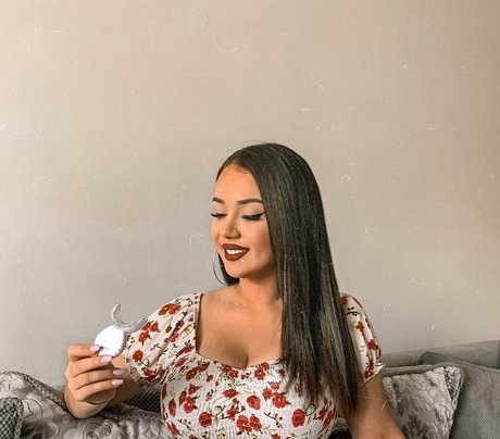 blonde sekretärin onlyfans kostenlose akt galerie