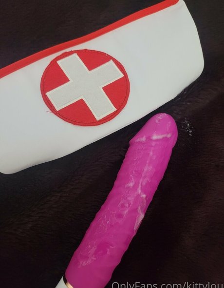 kittylou nackt pornografische bild