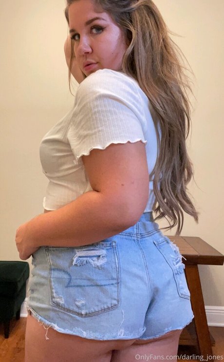 Darling Jones perfekte heiße bilder