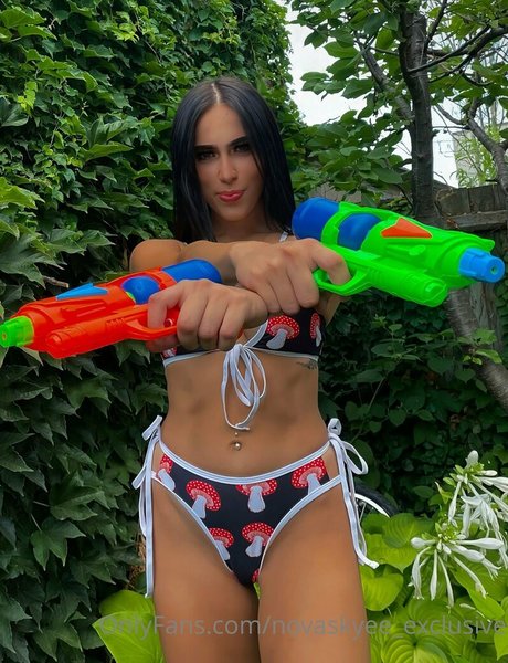 novaskyee exclusive pornostar perfekte bilder