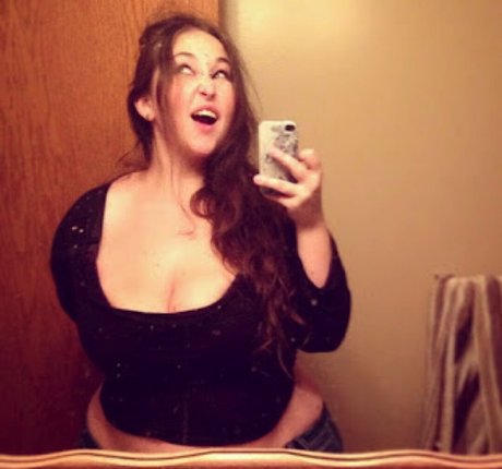 RainIsWet sexy pornostar bild