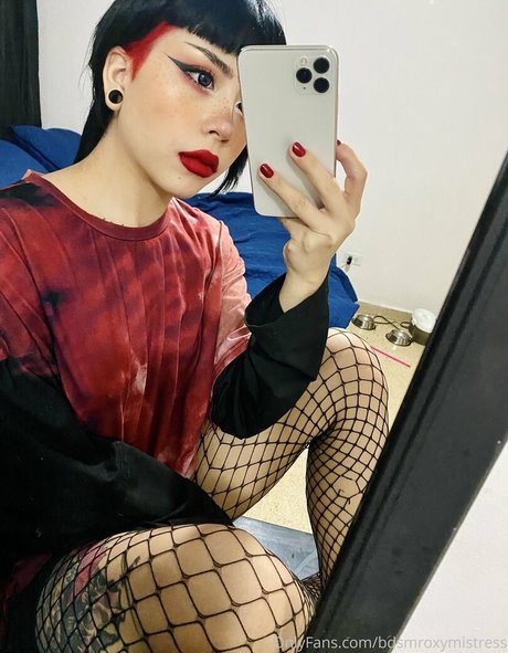 bdsmroxymistress xxx nackten bilder