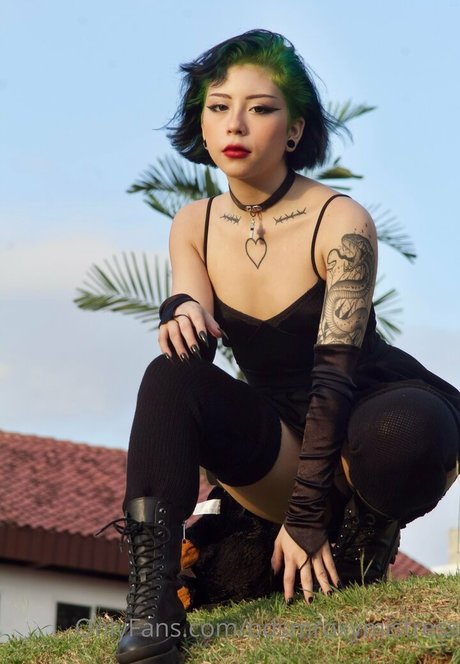 bdsmroxymistress top pornographische foto