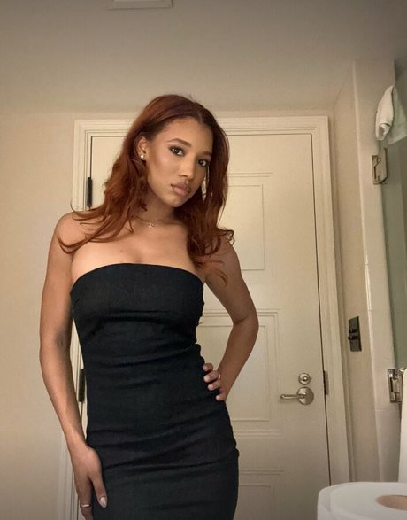 light onlyfans sexy picture