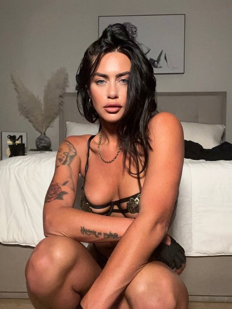 Mattie Lynn Breaux free actress photos