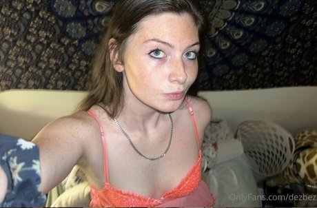 Dezbez420 porn model images
