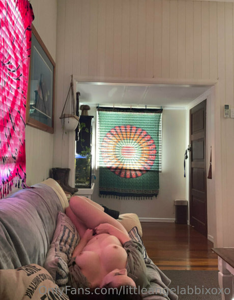 eyes onlyfans hot image