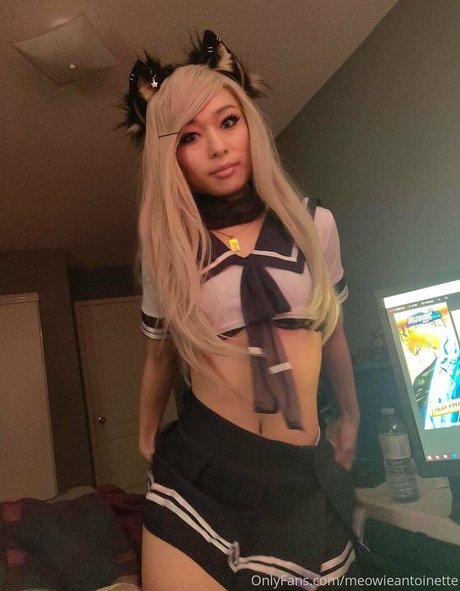 Meowieantoinette pornstar adult image