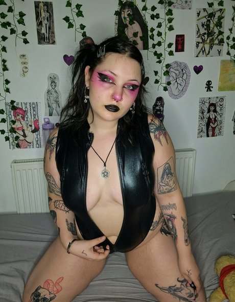 babyghoulbunda naked actress photo