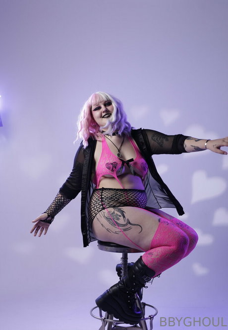 babyghoulbunda model adult photos