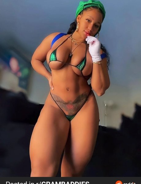 Ange B model exclusive image