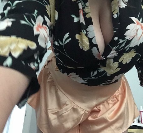 Rosaline Magdalene hd star images