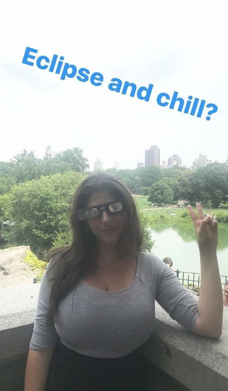 pictures onlyfans art naked archive