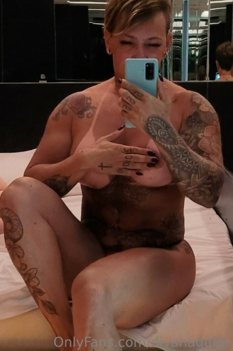 Divah Aguiar pornstar exclusive pics