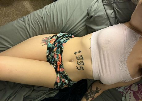 Laaavlemonde nude model pic