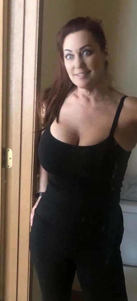 KellyK perfect pornstar image