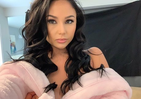 arianamarie star porn archive