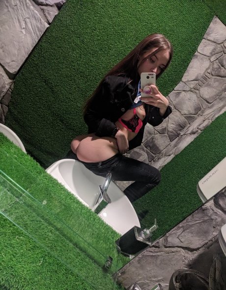 Reebeeca pornstar galleries