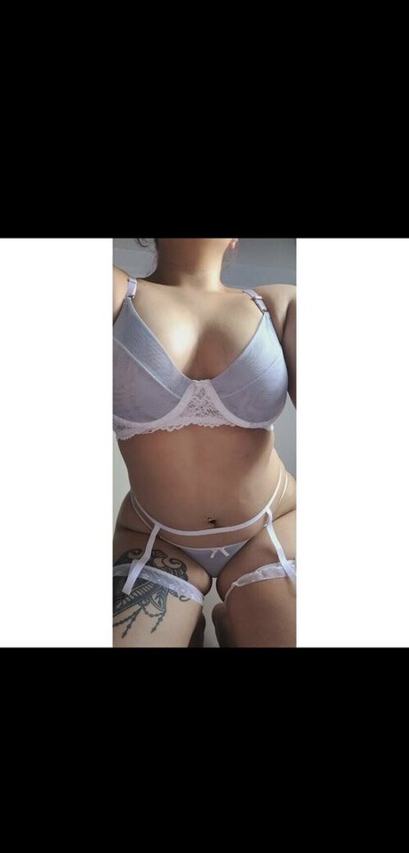 bustykatsumi model naked img