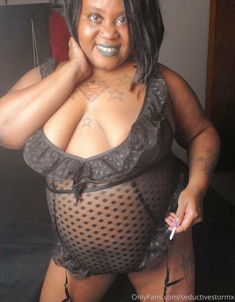 seductivestormx star pornographic photos