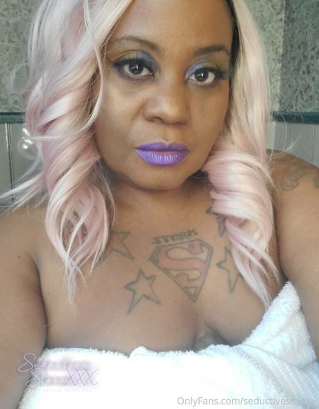 seductivestormx adult model picture