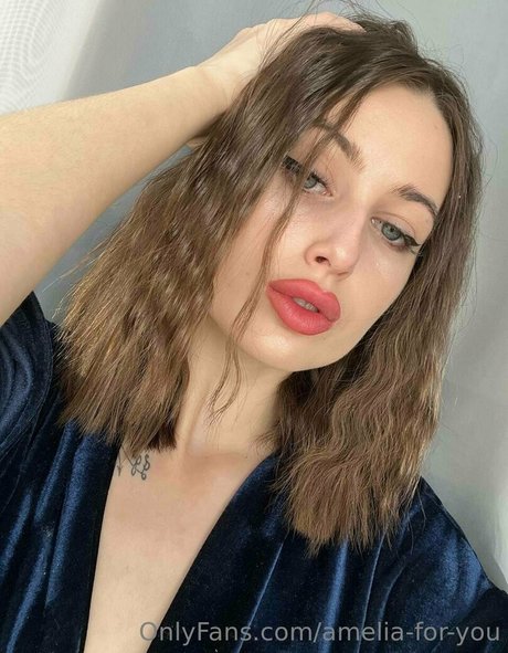 amelia for you model hd photos