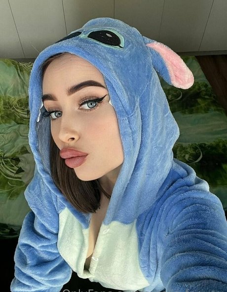 amelia for you top actress pictures