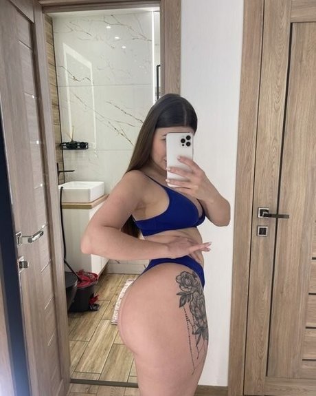 ariella23 beautiful star picture