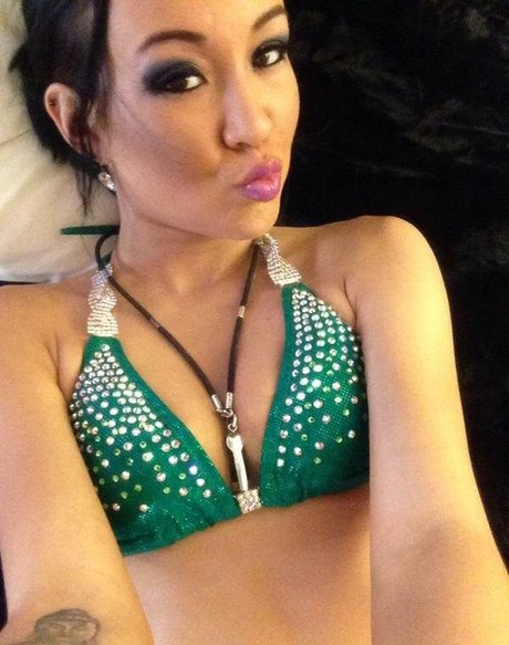 Amai Liu naked star pictures