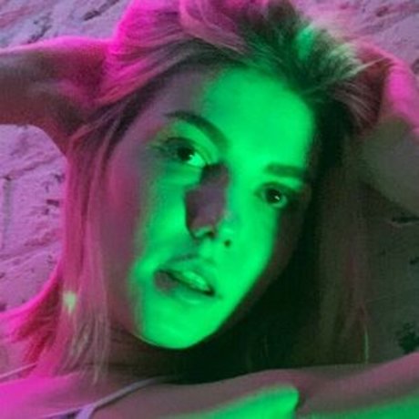 pregnant onlyfans top gallery