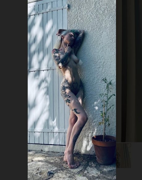 inkedlolita pornstar nudes image