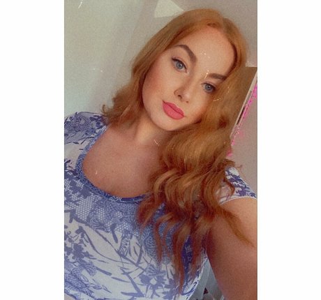 Lucy Whittingham star nude photo