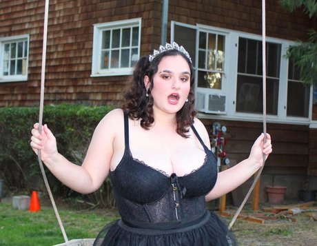 milf trans onlyfans hd pic