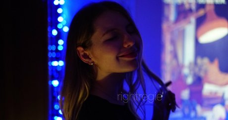 rightregie star naked pics