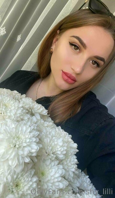 shy lilli naked star pic