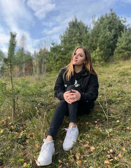 shy lilli star beautiful pictures