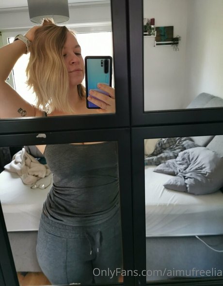 aimufreelia hot pornstar archive