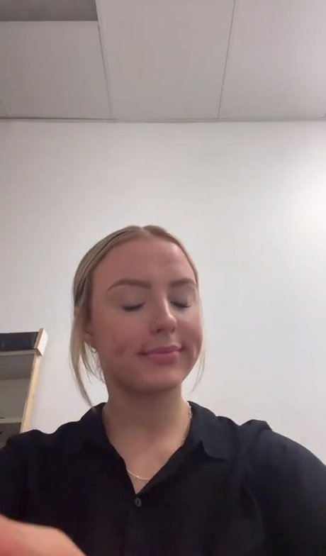 fake tits onlyfans free sexy image