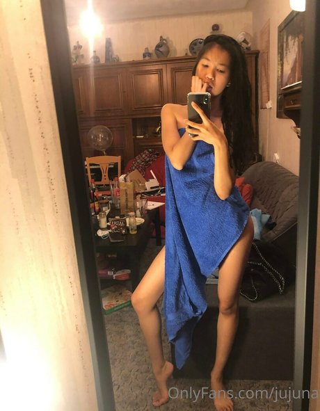 blonde cumshot onlyfans free naked archive