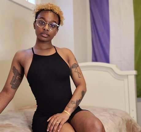 blonde young onlyfans free archive