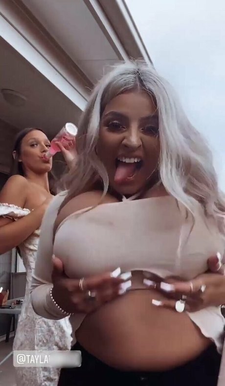 Chloe C pornstar beautiful photos
