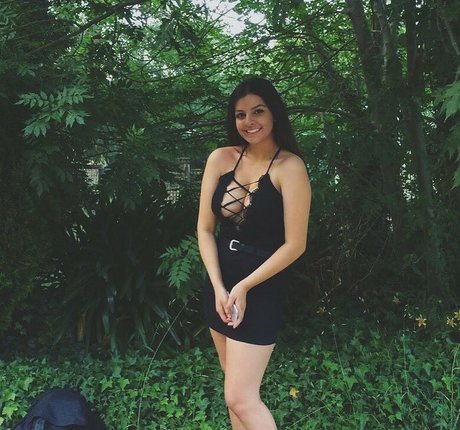 Chloe C nudes star picture