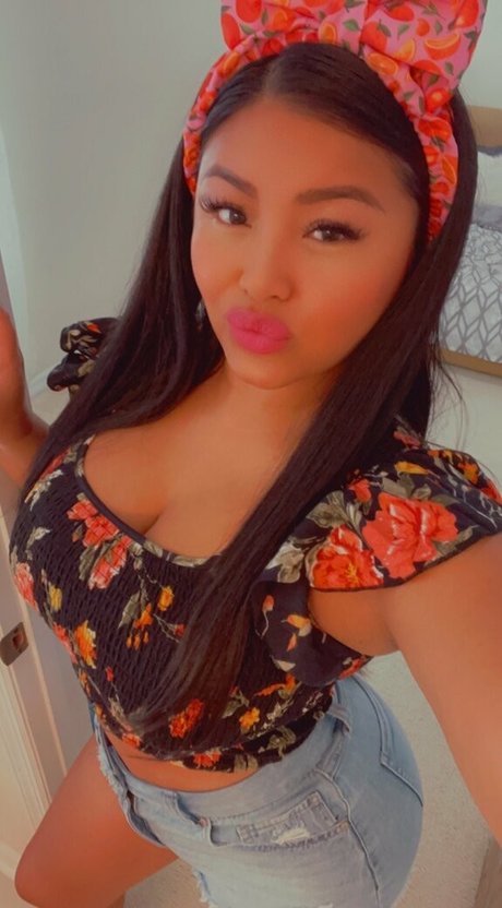 wildasianflower model sex galleries