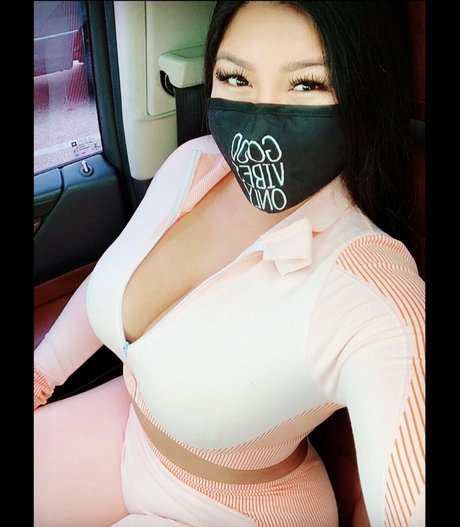 wildasianflower hot pornstar img