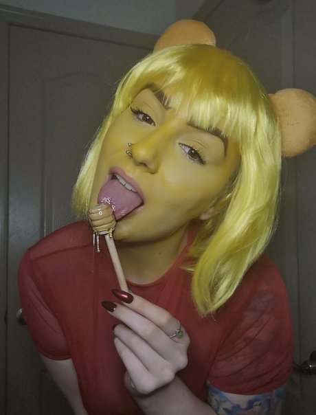 mclovinnteases hd pornstar image