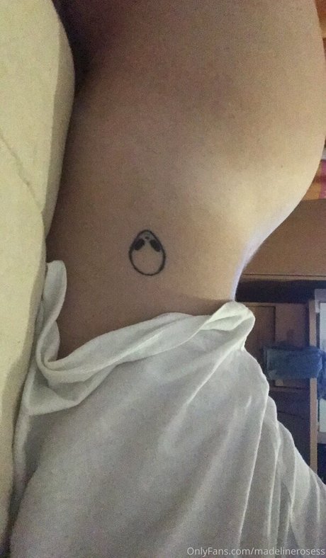 tiny ass onlyfans hot sexy picture