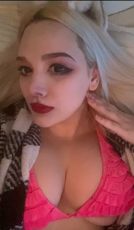 milena pretty model adult image