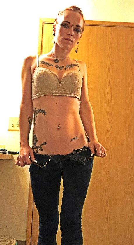 valkyriequeen27 nudes star archive