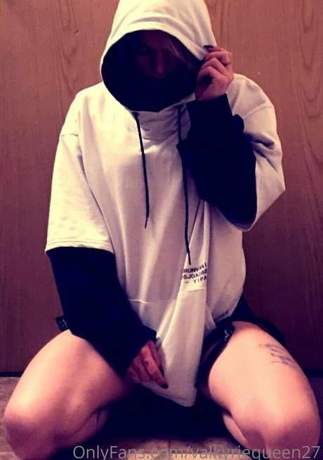 valkyriequeen27 model sex image