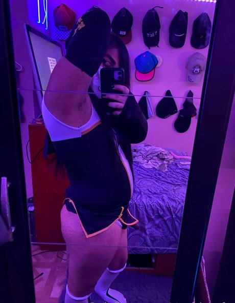 rts irl nsfw naked pornstar img